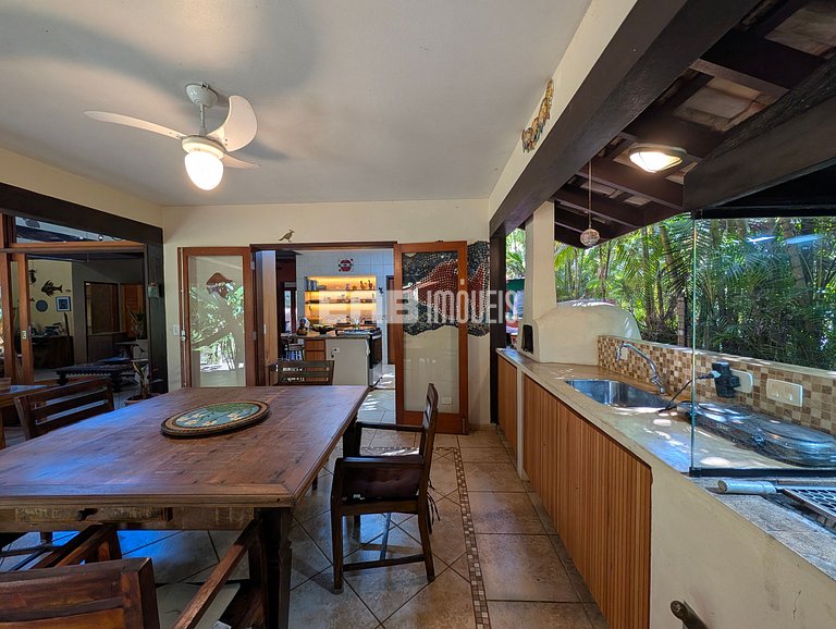 Casa a 20m da praia de Itamambuca, Ubatuba