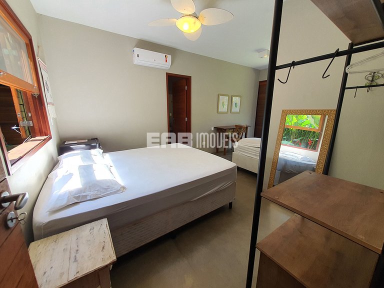 Casa sustentável a 70m da praia de Itamambuca