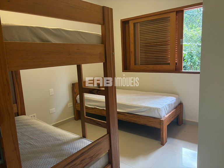 Casa com 4 dormitórios e piscina na praia do Félix