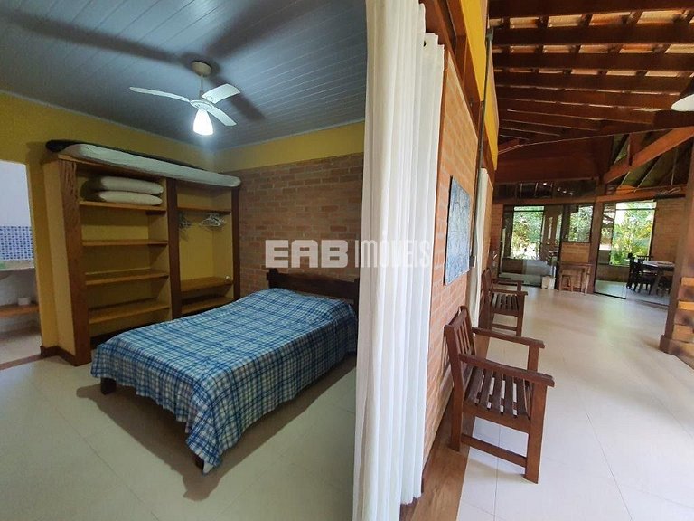 Casa para até 6 pessoas na praia de Itamambuca